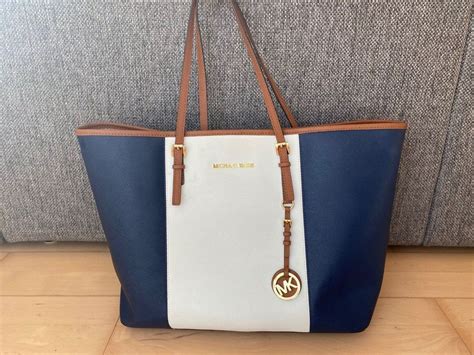 michael kors tasche blau weiß|Michael Kors tasche outlet.